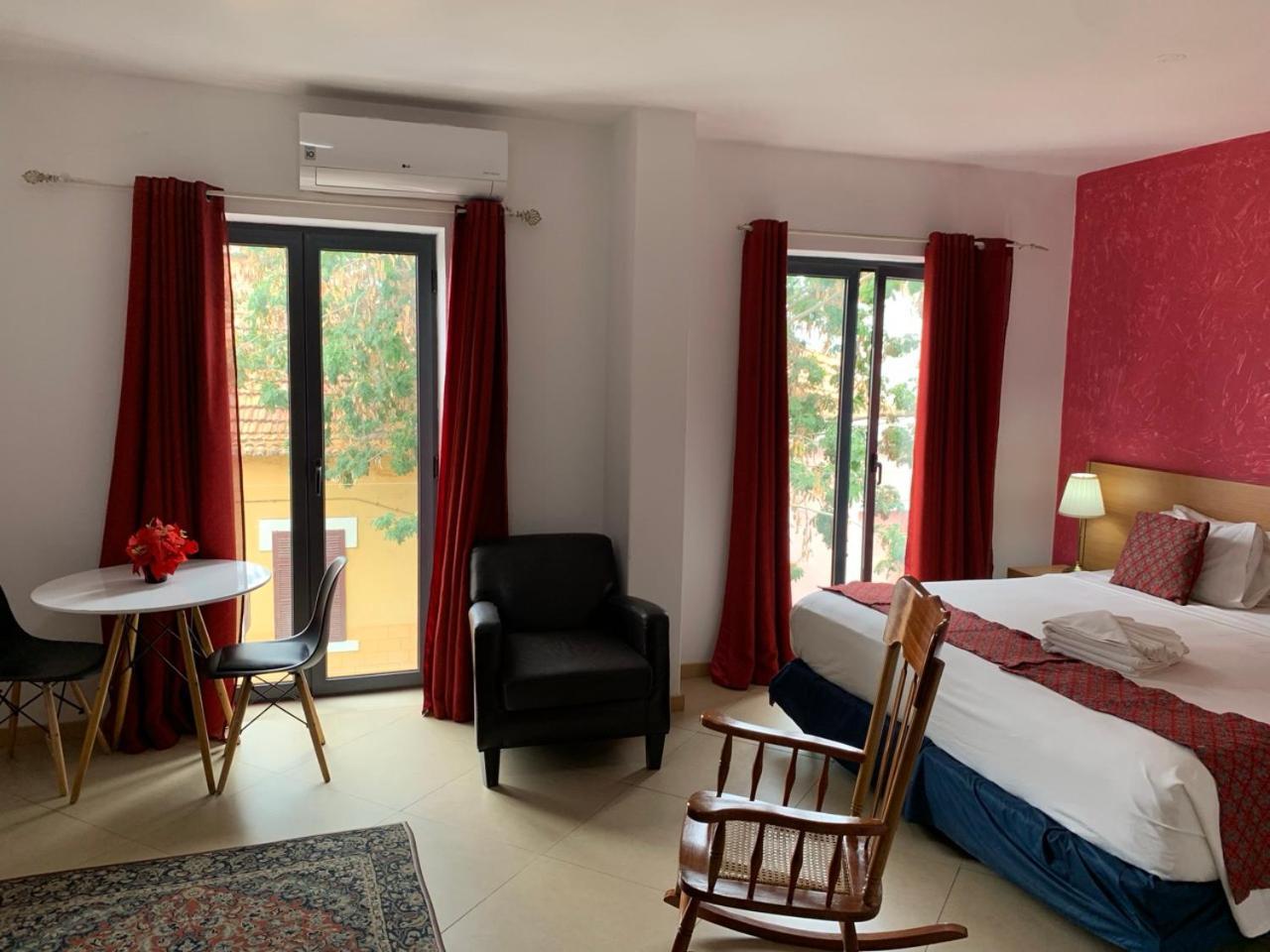 Deluxe Aparthotel Praia Eksteriør billede