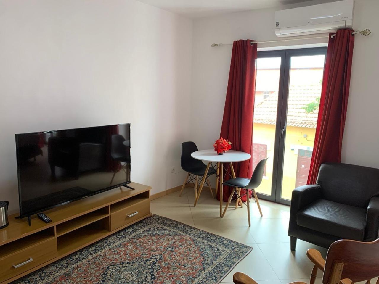 Deluxe Aparthotel Praia Eksteriør billede