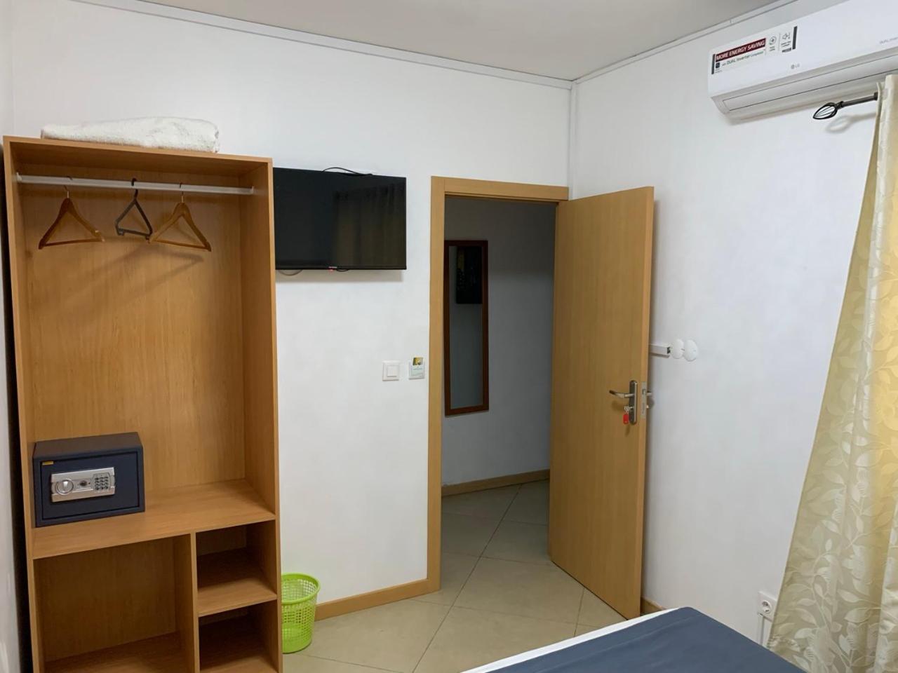 Deluxe Aparthotel Praia Eksteriør billede